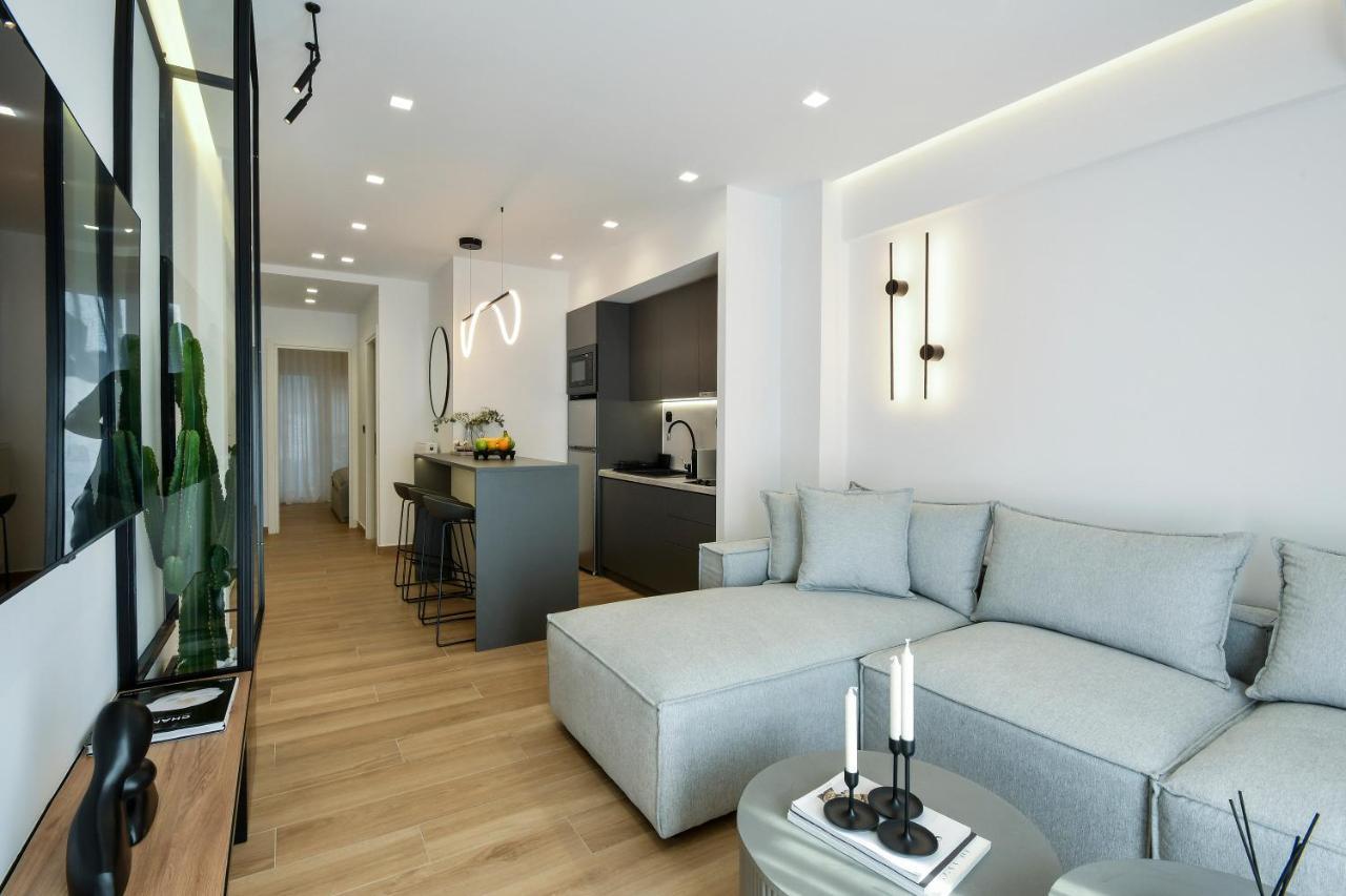 Luxury Downtown Apartment C2 Salonicco Esterno foto