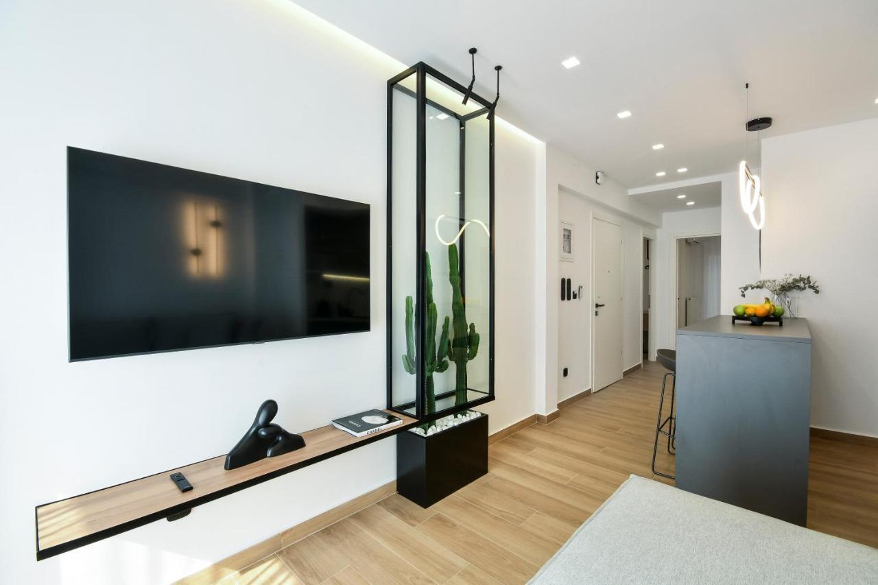 Luxury Downtown Apartment C2 Salonicco Esterno foto
